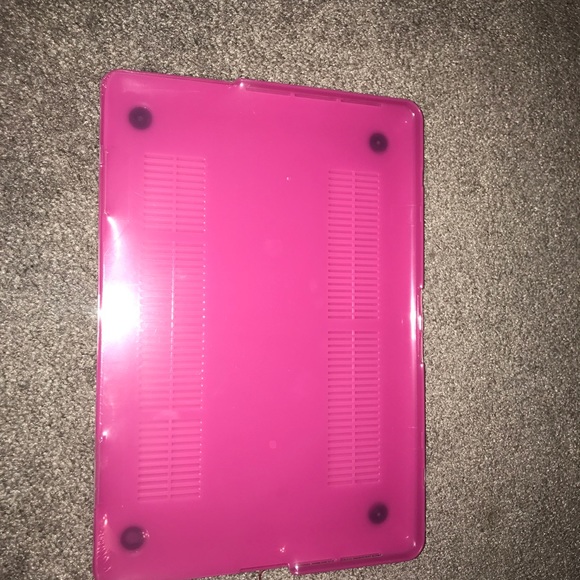 MacBook Laptop Case - Picture 2 of 3